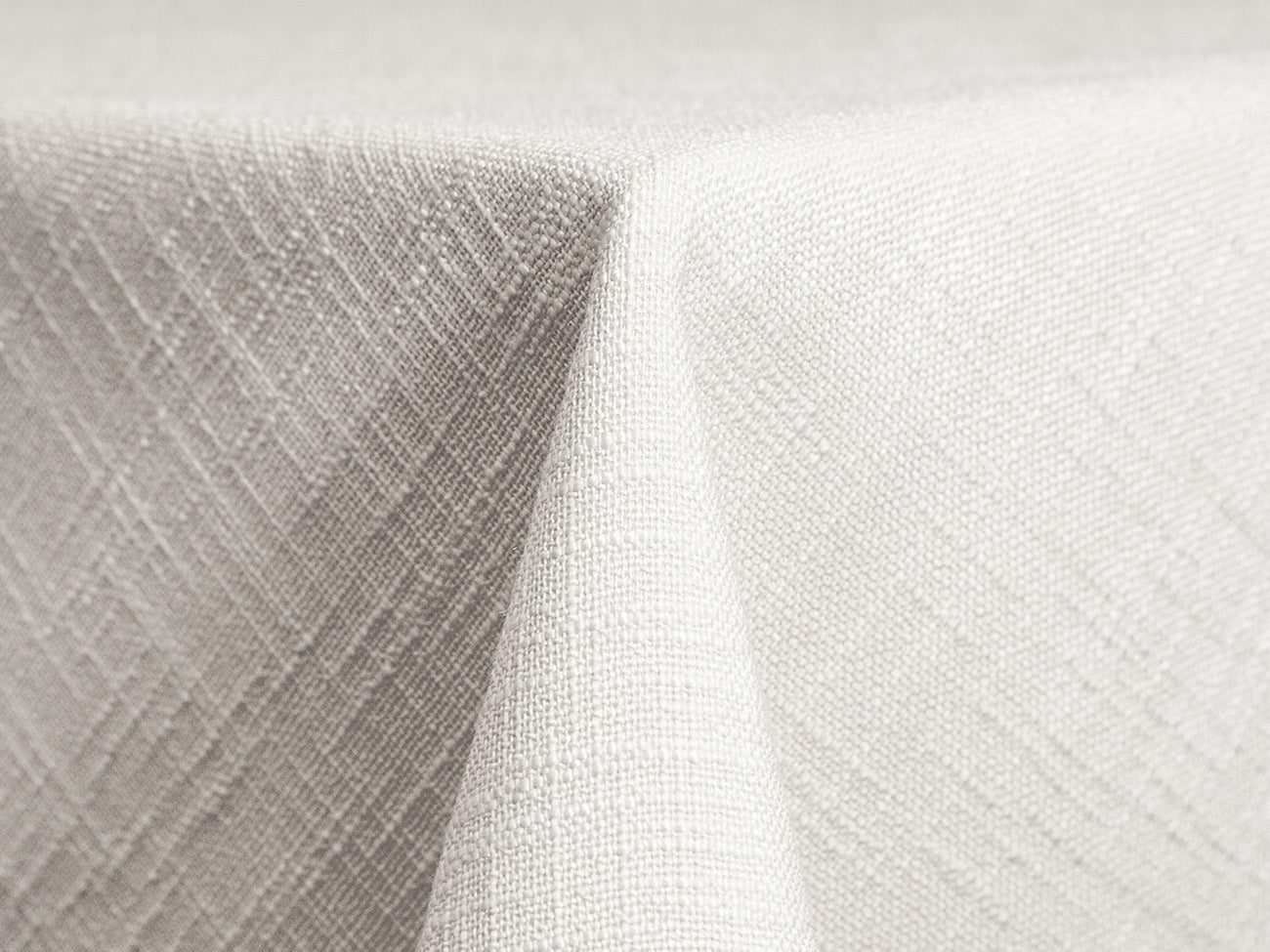 White Panama Tablecloth – Textured Polyester Table Linen for Elegant Events