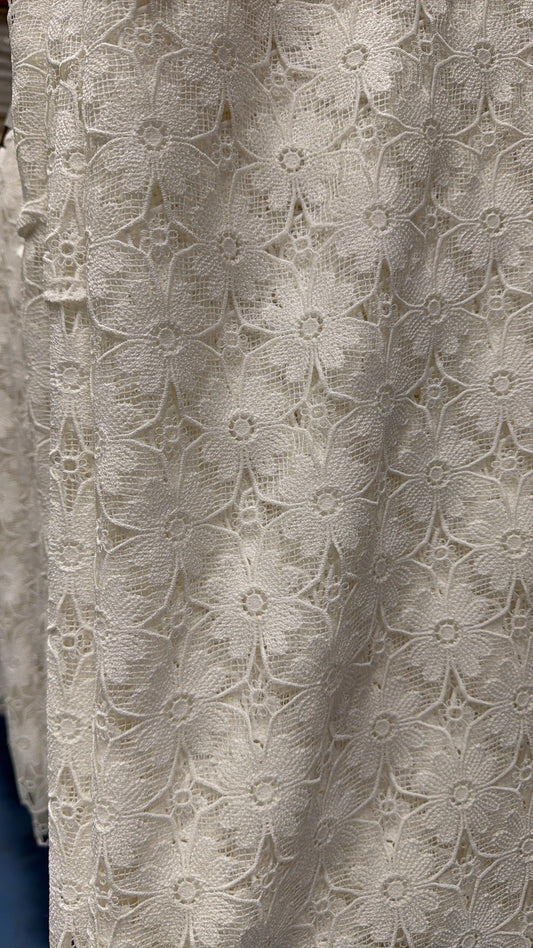 DAISY LACE
