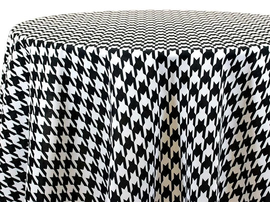 Houndstooth – Classic Black and White Check Polyester Tablecloth