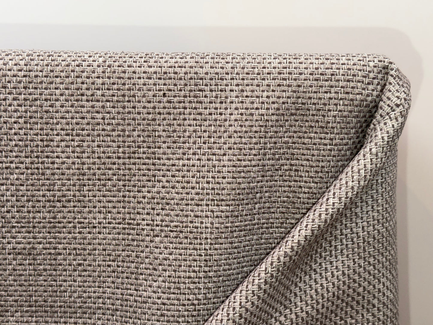 TWEED BASKET WEAVE