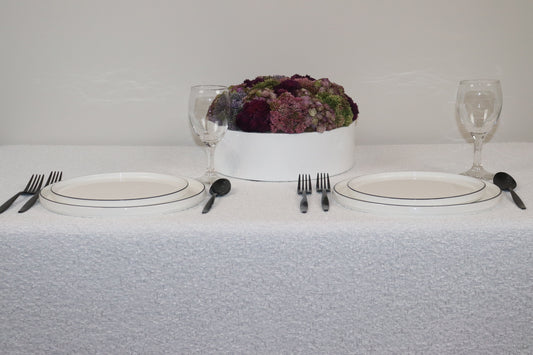 White Bouclé Tablecloth – Soft Textured Luxe Wedding Linen