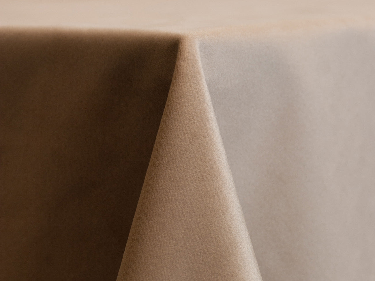 Cashmere Velvet Cloth Napkin – Soft Black Polyester Napkin for Elegant Dining