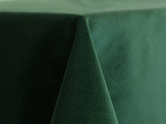 Hunter Velvet Tablecloth – Luxurious Soft Event Linen for Elegant Occasions
