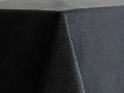 Black Velvet Tablecloth – Elegant Event Linen for Weddings & Galas